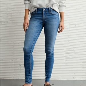 American Eagle Outfitters Women's Blue jeggings low rise jeans